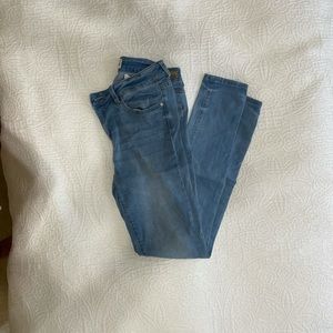 High waisted Denim blue jeans